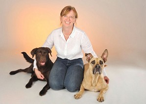 Elke Mlakar mit ihren Hunden 